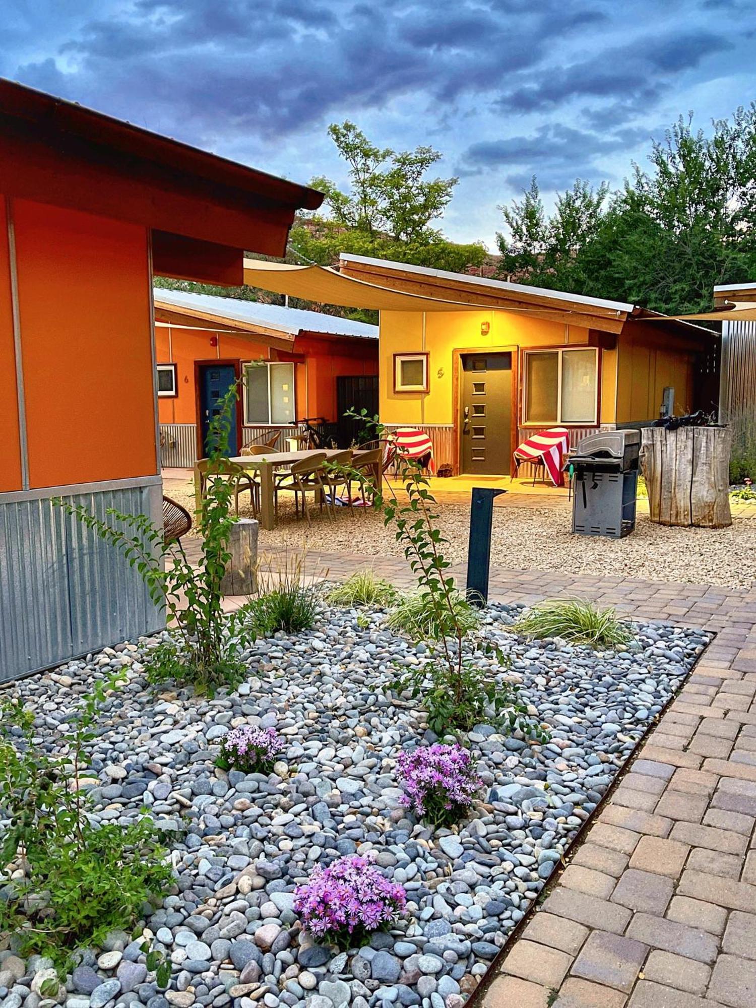 Downtown Kokopelli West 4 - Newly Remodeled Stylish Studio Moab Luaran gambar